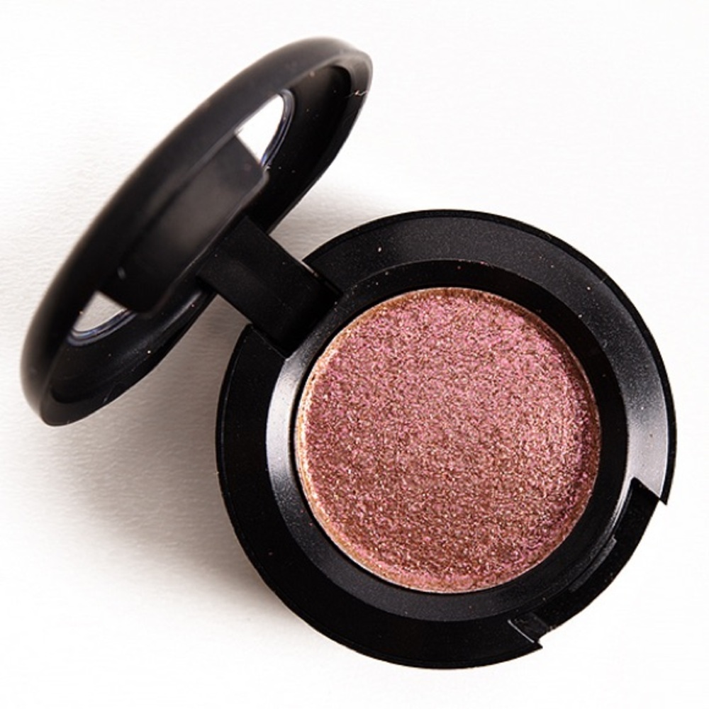 MAC Cosmetics Slow Fast Slow Shimmering Pink Eyeshadow